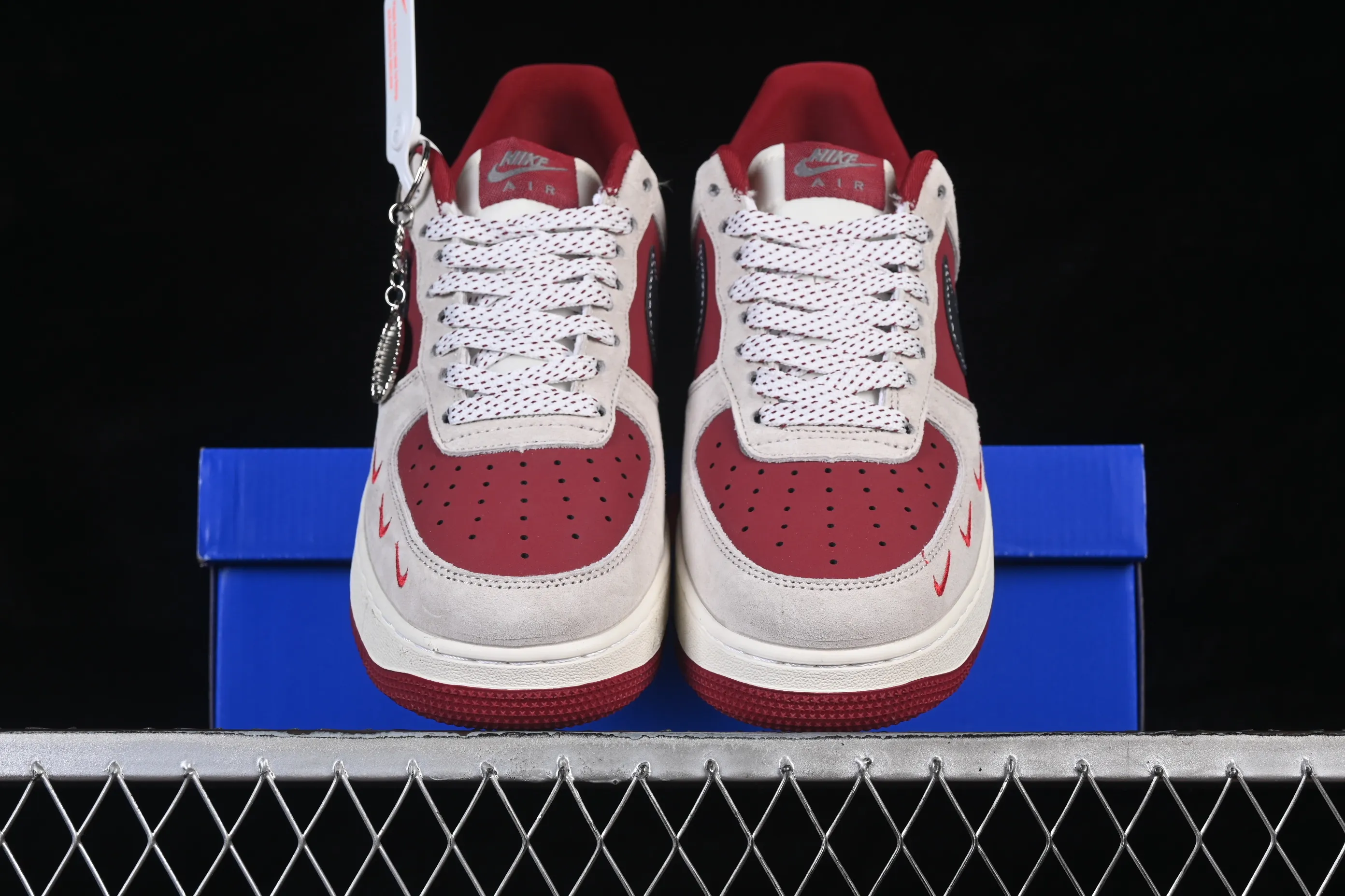 All categories Nk Air Force 1 Air Force series Nk Air Force 1 Low Air Force low-top Nike Air Force 1'07 Low Three-party joint burgundy gray Air Force 1 low-top casual sneakers SY1388-014